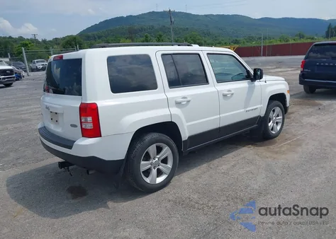 2012 Jeep Patriot Latitude z USA, uszkodzony, nr VIN 1C4NJRFB4CD706059